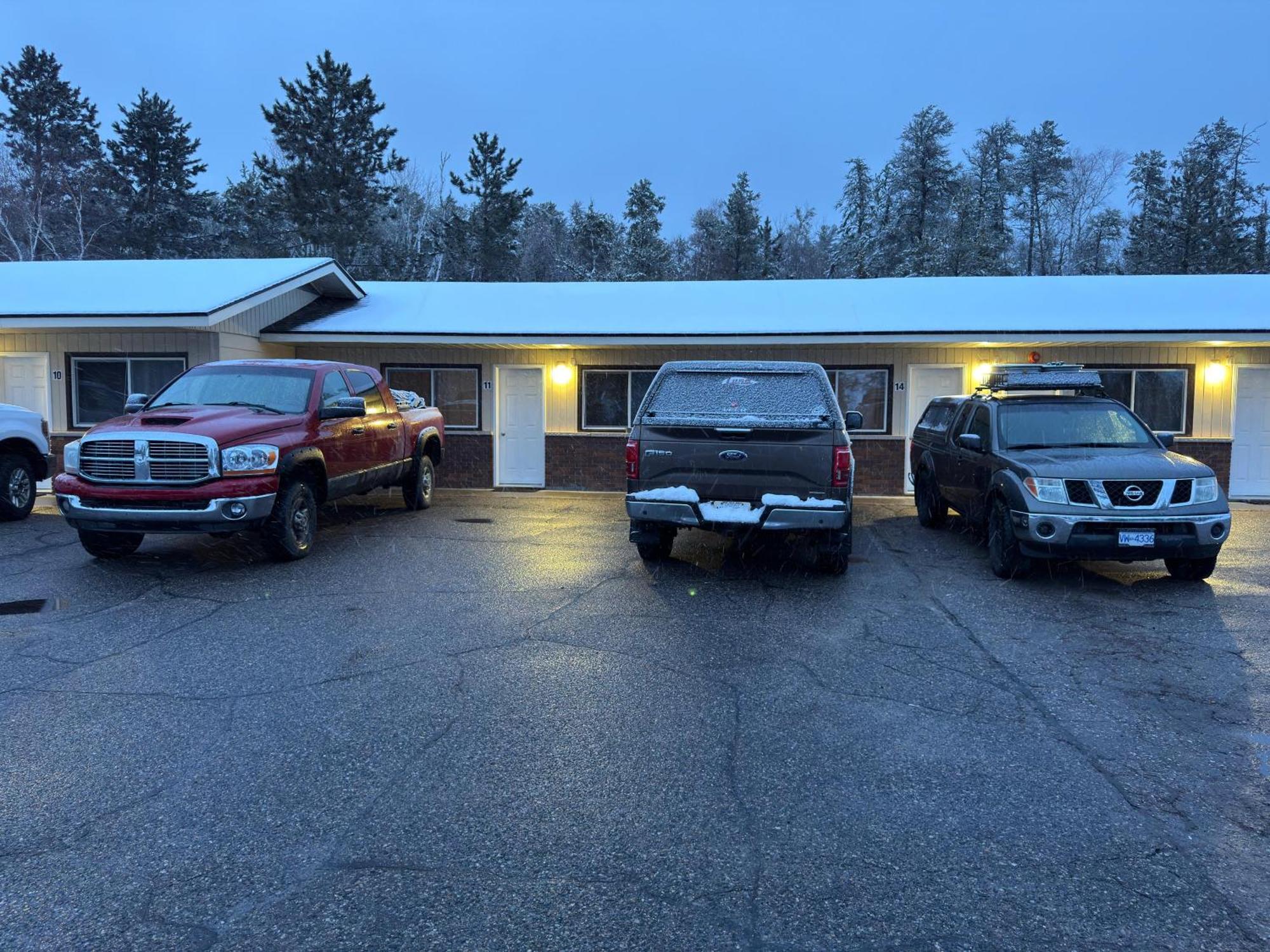 Northside Motel Vermilion Bay Екстер'єр фото