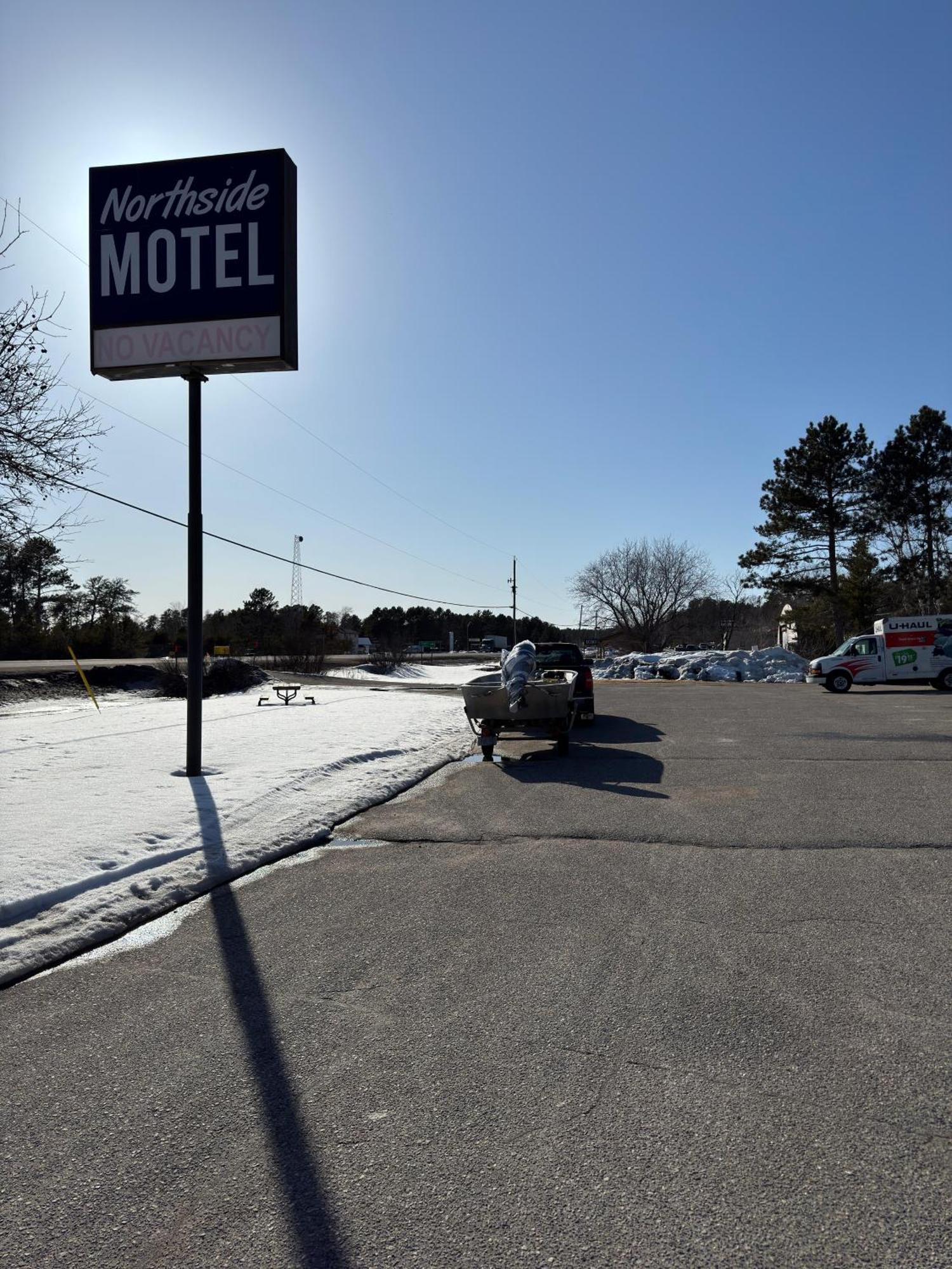 Northside Motel Vermilion Bay Екстер'єр фото