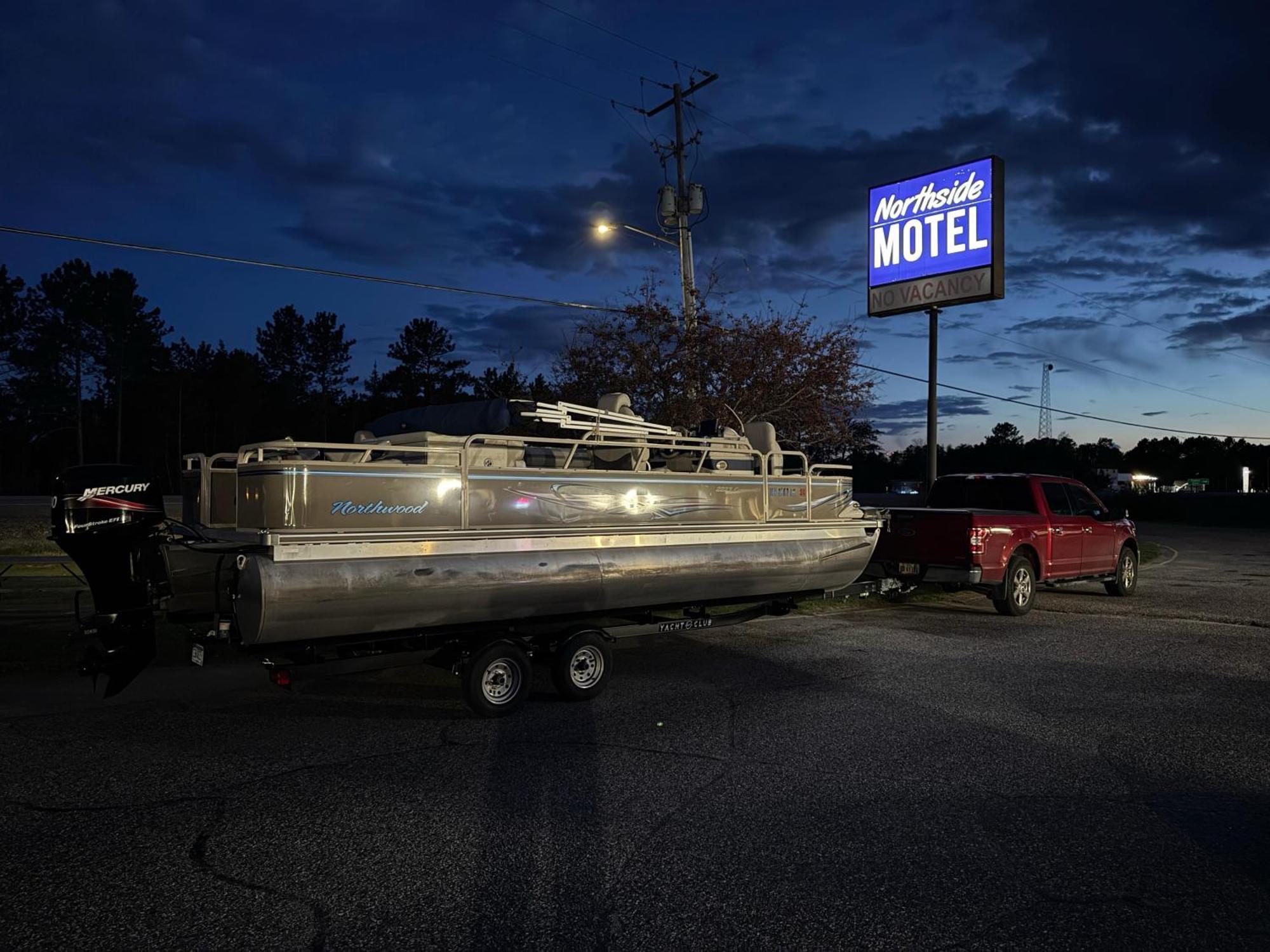 Northside Motel Vermilion Bay Екстер'єр фото